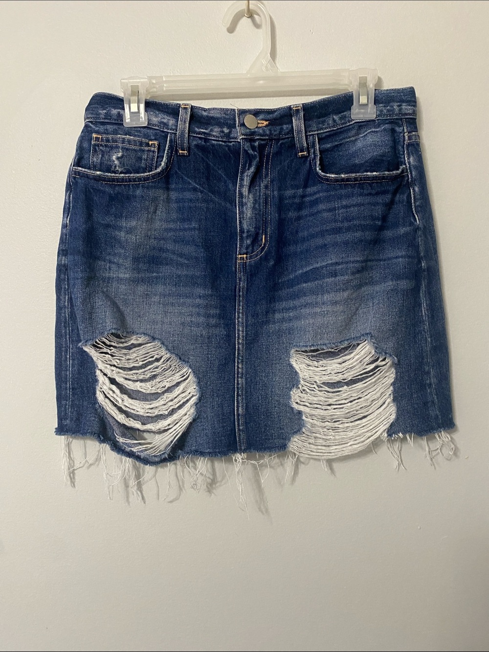 L'AGENCE Dark Blue Distressed Denim Mini Skirt SZ 28/6/Medium - Picture 2 of 6